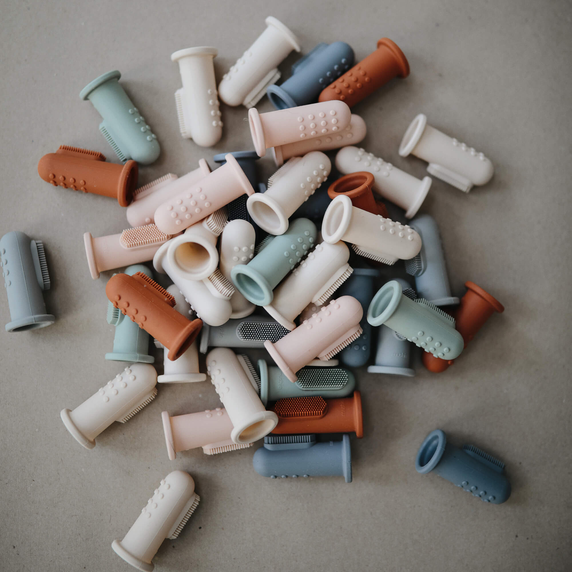 Finger Toothbrush - Blush/Shifting Sand