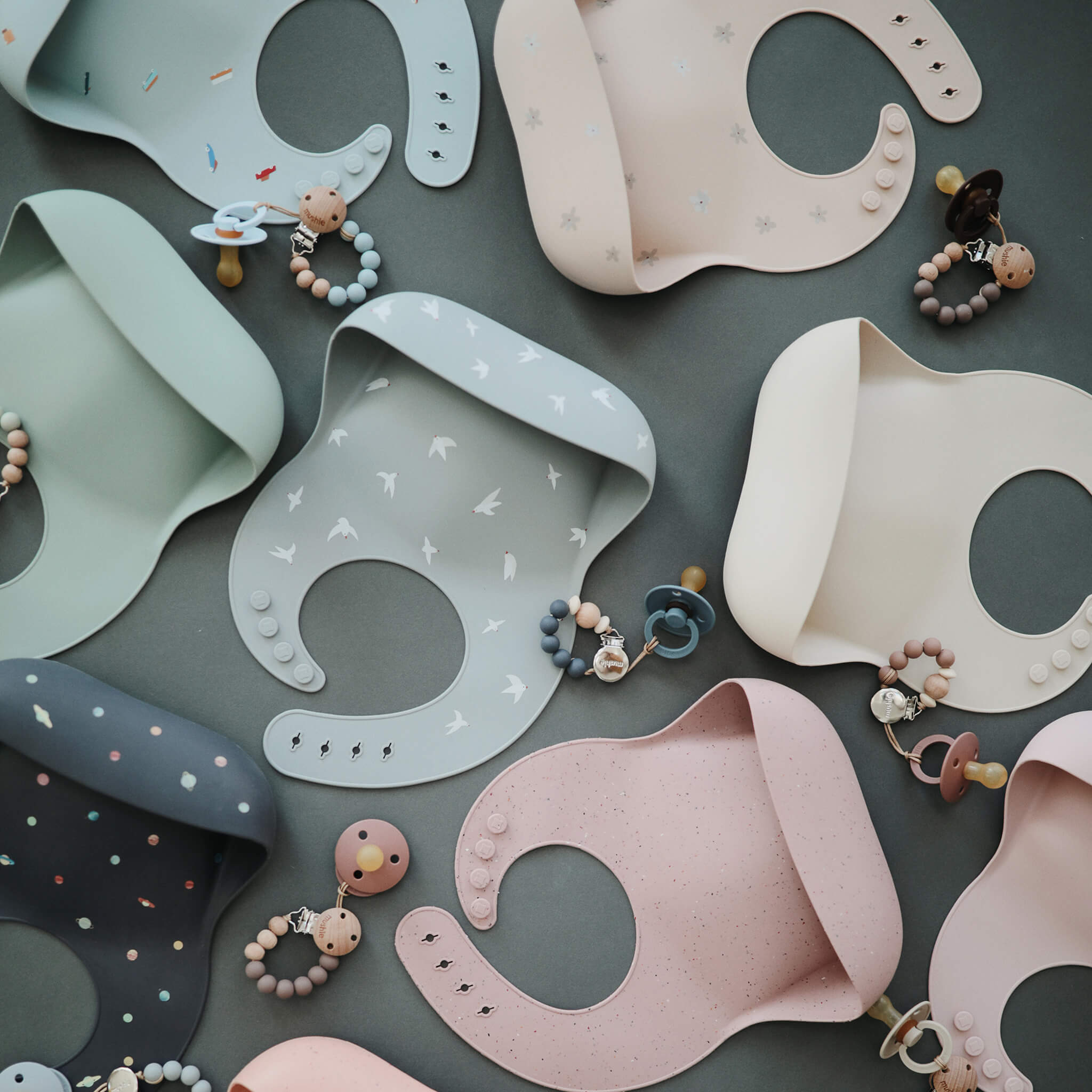 Silicone Bib - Lilac Flowers