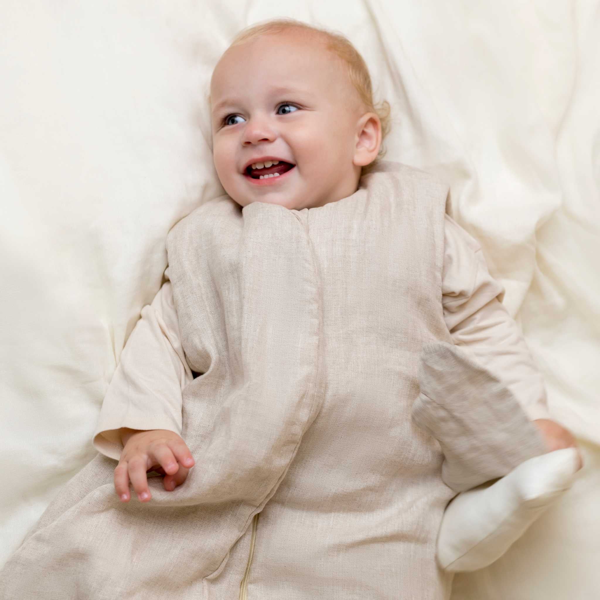 Nobodinoz Lin Francais Linen in Greige Sleeping Bag