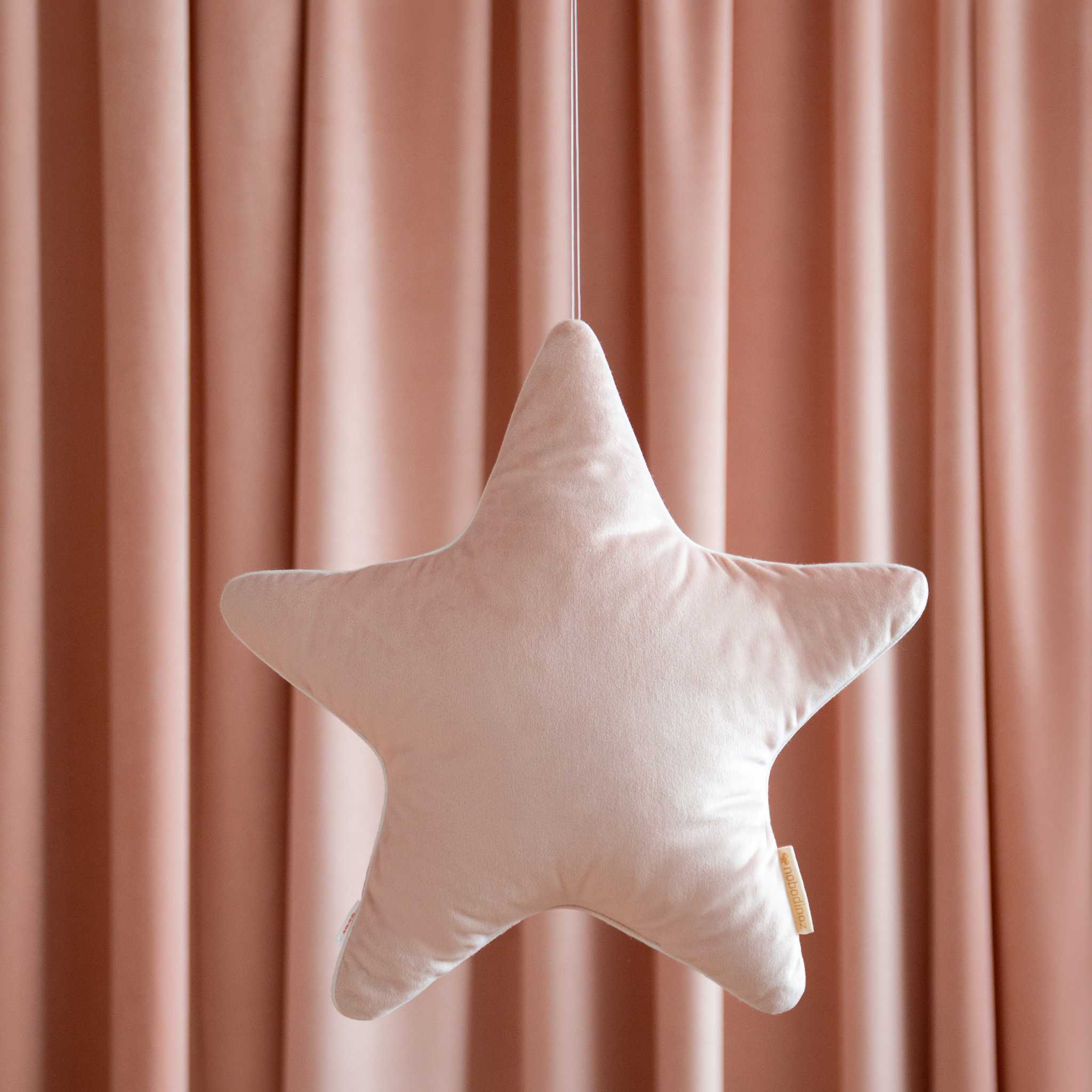 Nobodinoz Velvet Star Cushion in Bloom Pink