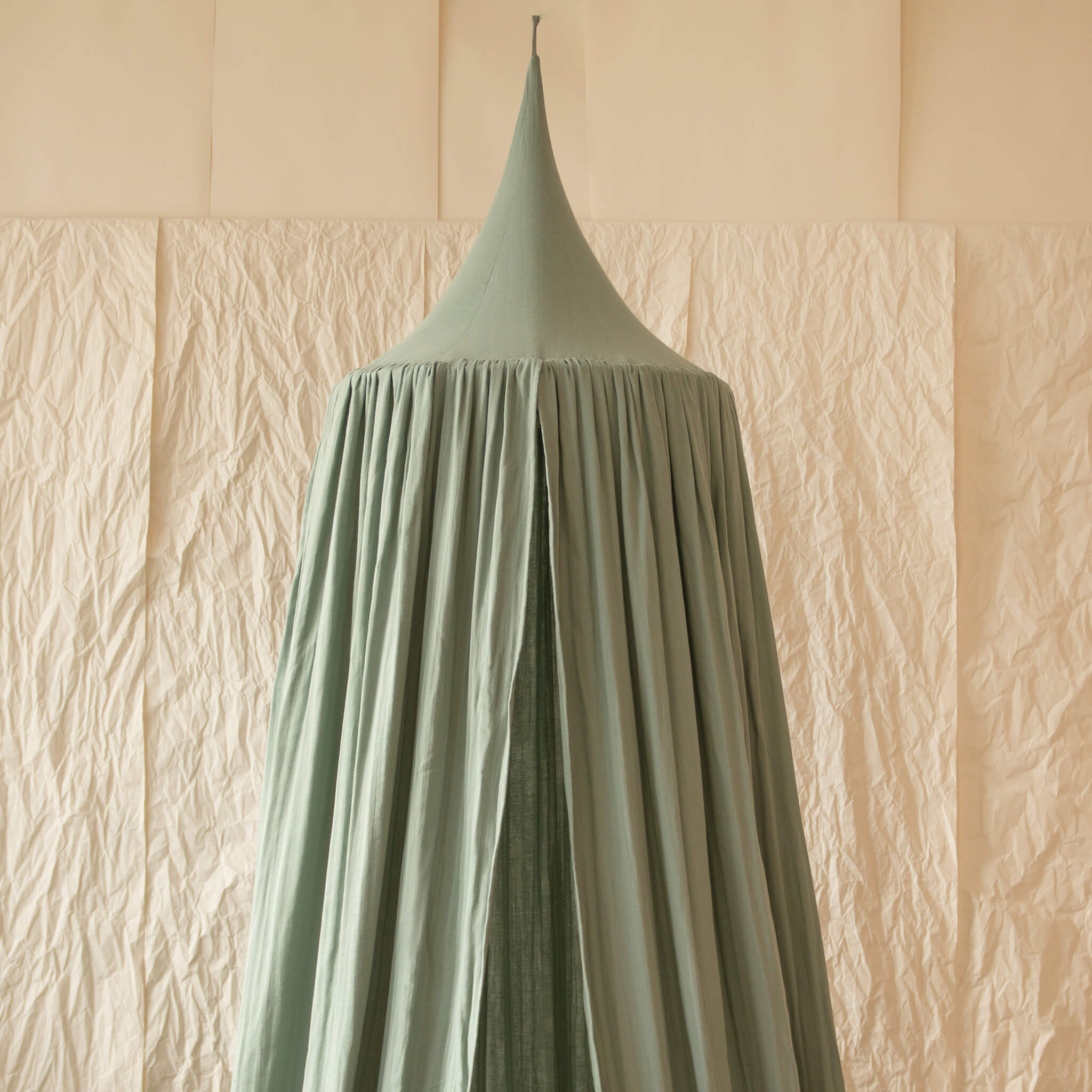 Nobodinoz Amour Canopy in Eden Green