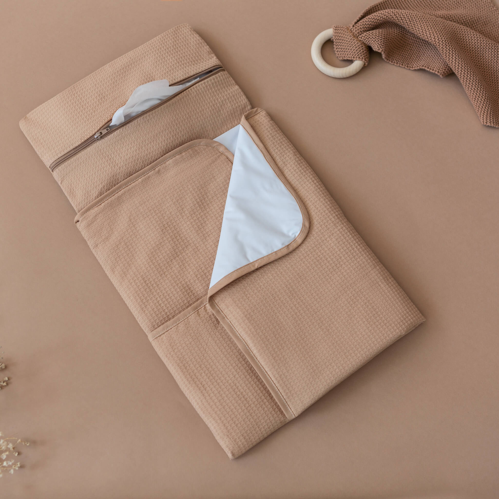Nobodinoz Mozart Changing Pad in Nude