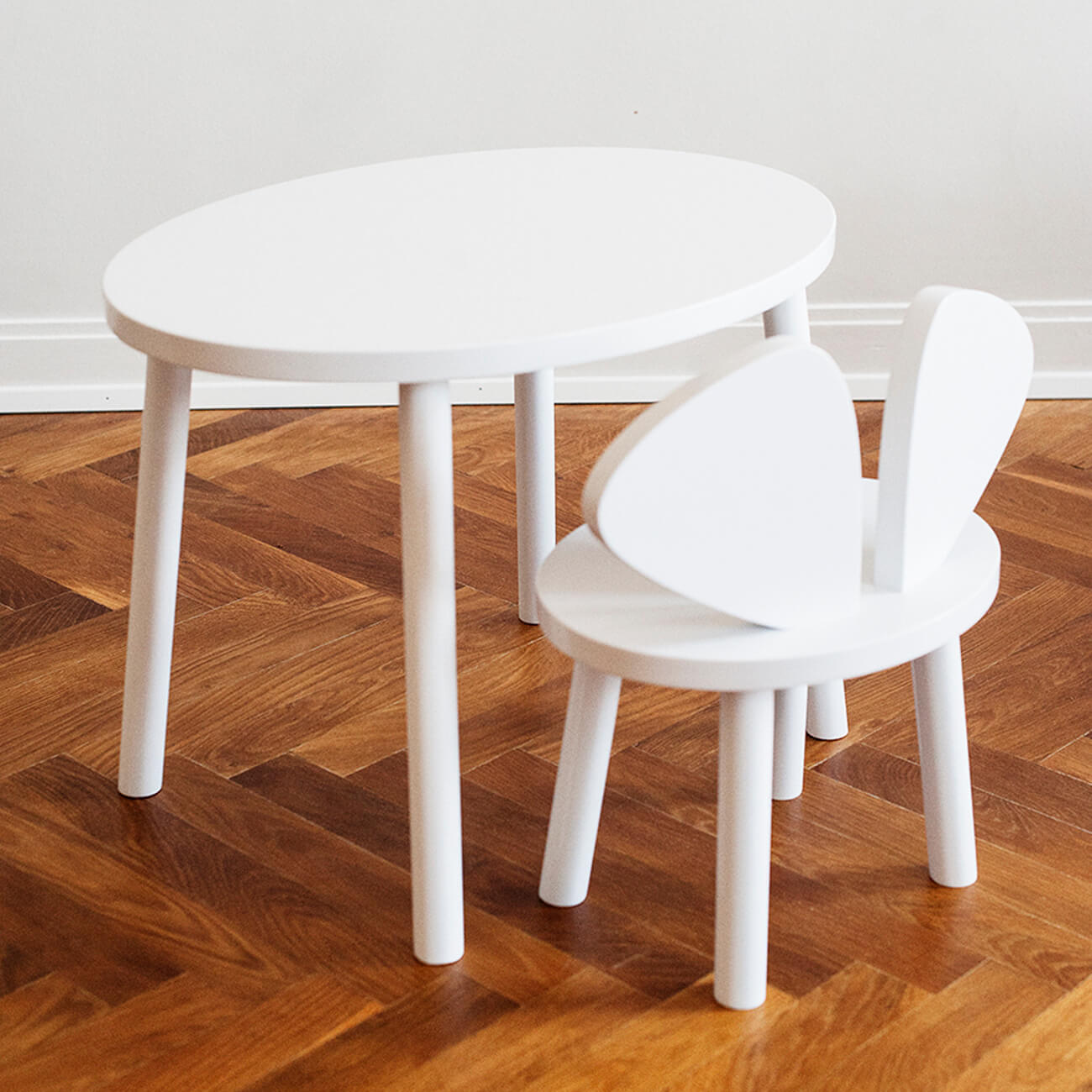 Mouse Chair & Table Bundle - White