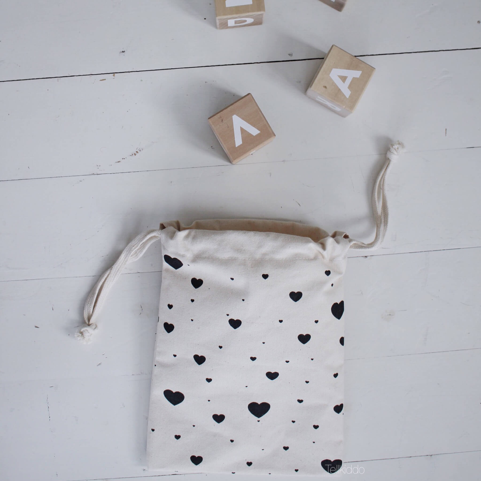 Small Heart Fabric Toy Storage Bag